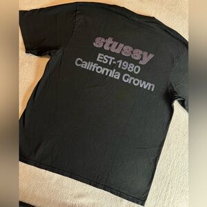 Stüssy EST. 1980 Graphic Tee – Men’s Large – Black